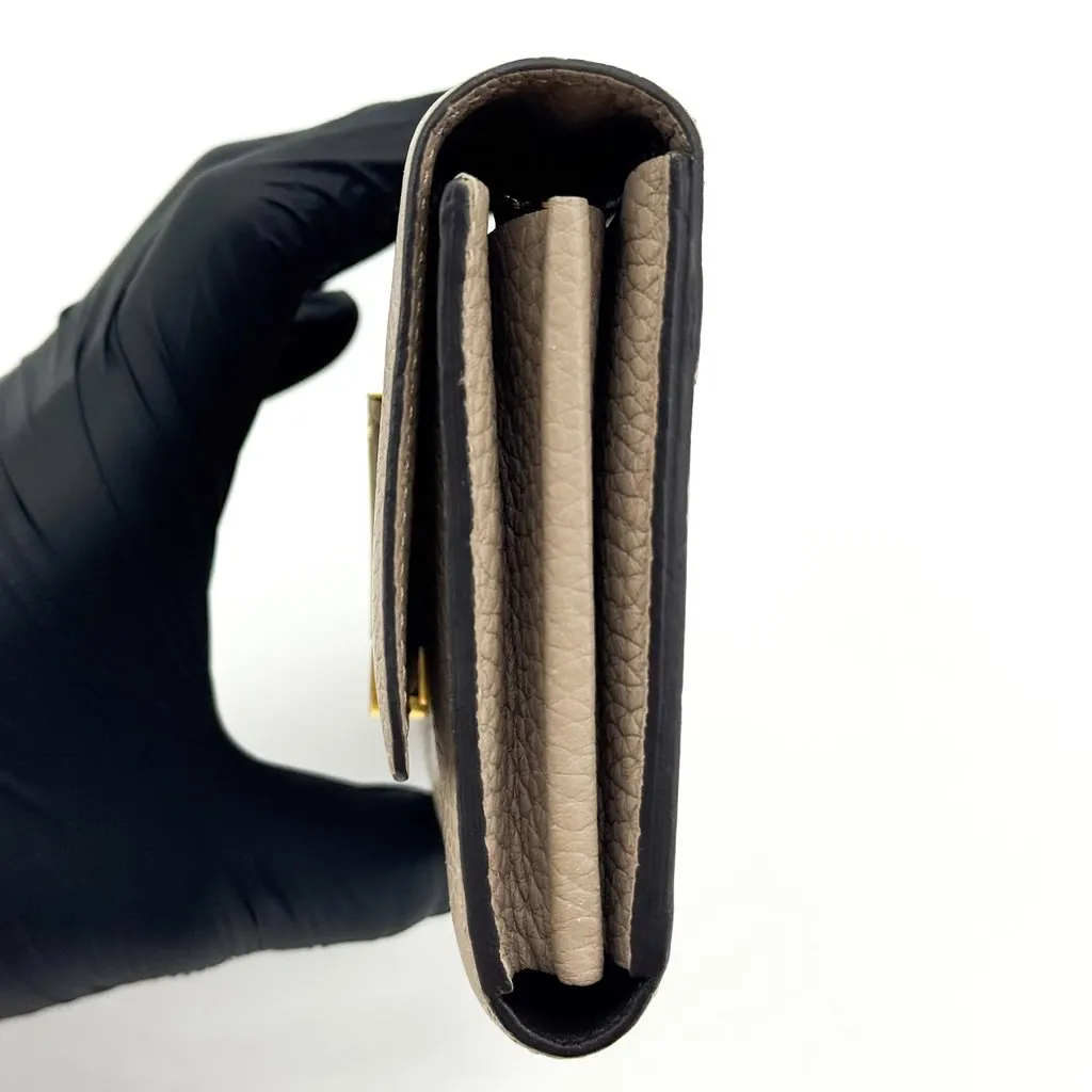 Louis Vuitton Capucines Wallet Galet Beige Leather Good - Model View