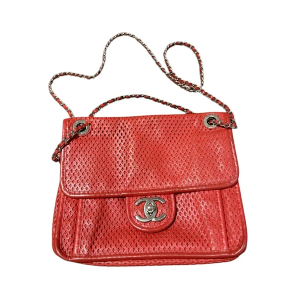 Chanel Classic Flap Red Leather Good - Model View