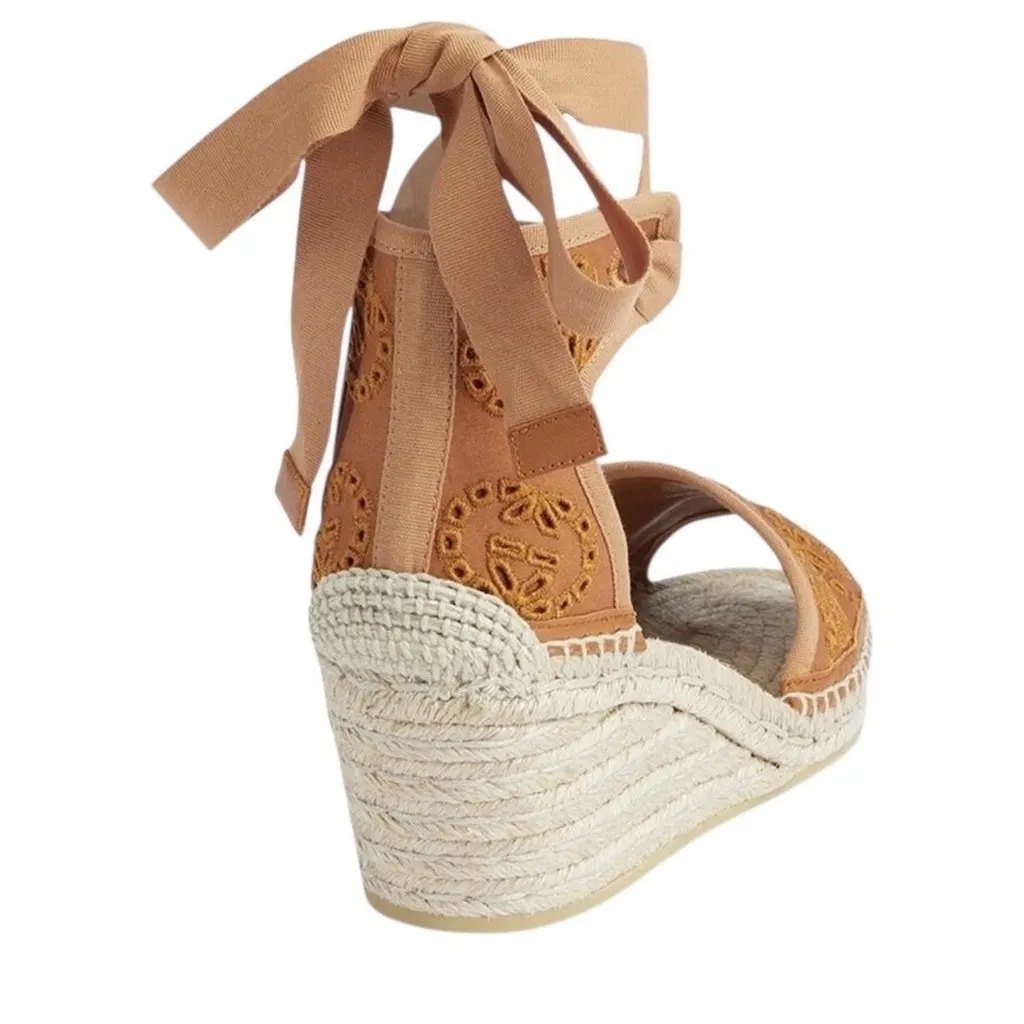 Gucci Gucci Espadrilles Camel Canvas Never worn, with tag - Back View