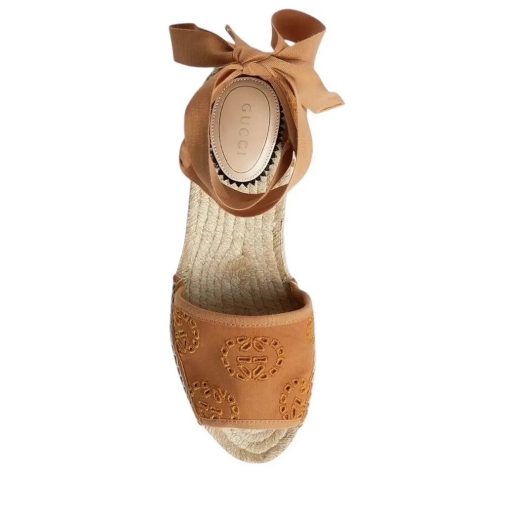 Gucci Gucci Espadrilles Camel Canvas Never worn, with tag - Inside View