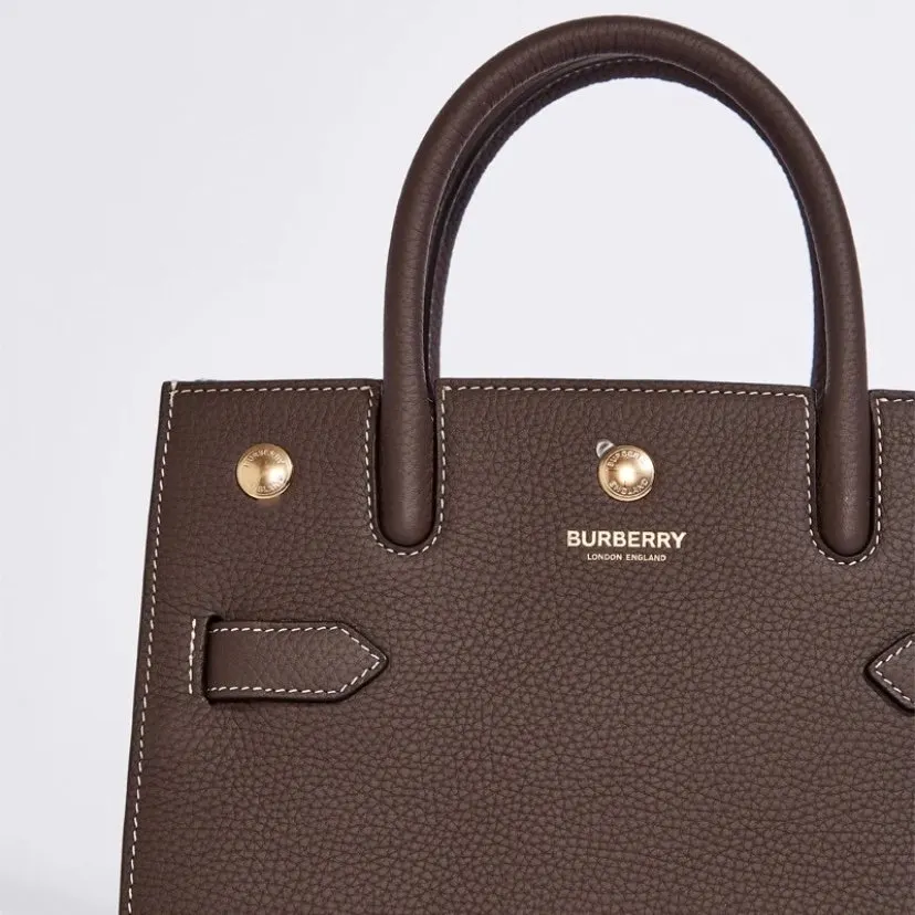 Burberry Burberry Handle Grained Leather Shopper Bag – Dark Clay Brown Brown Leather Never worn, with tag - Model View
