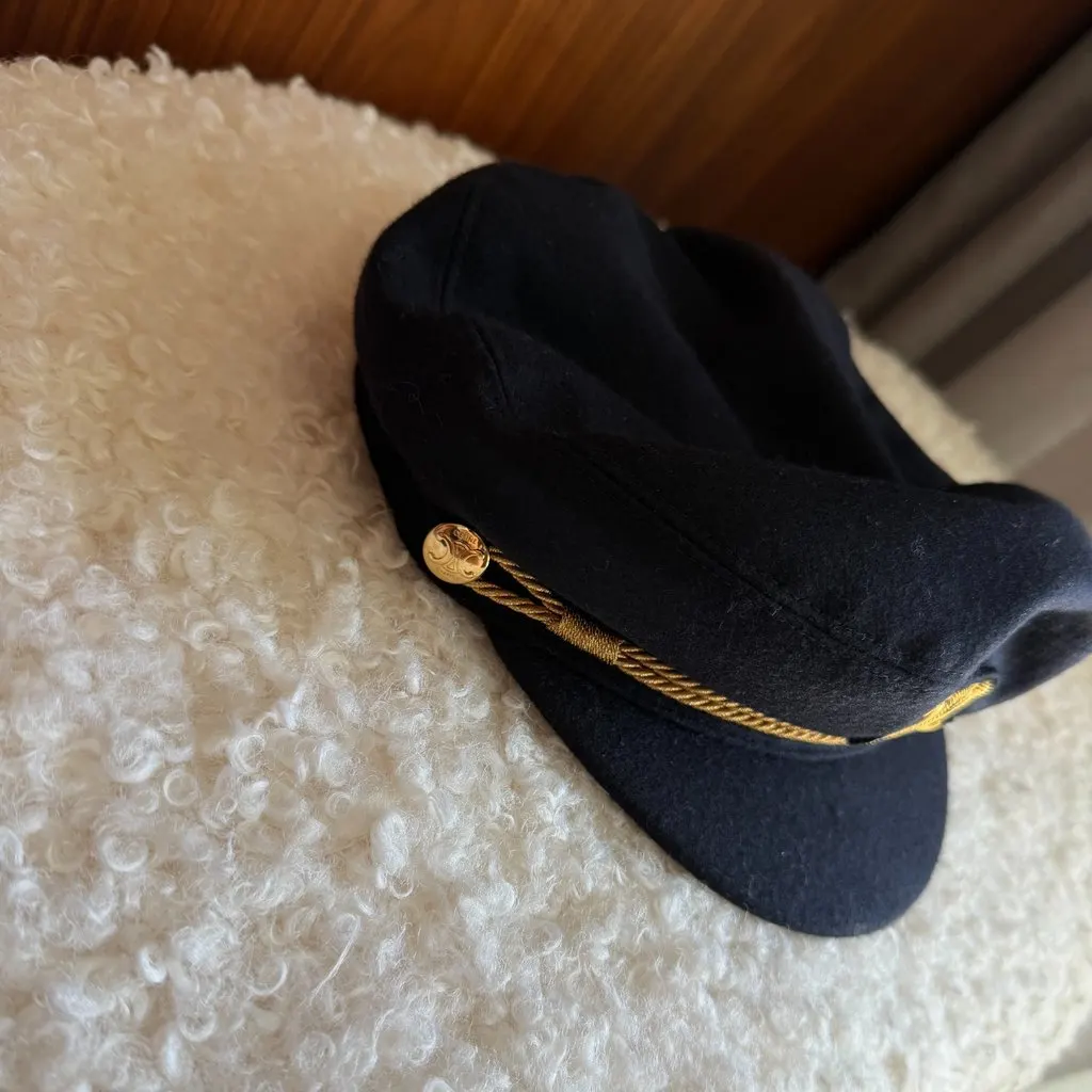 Celine Celine Black Wool Never worn - Model View