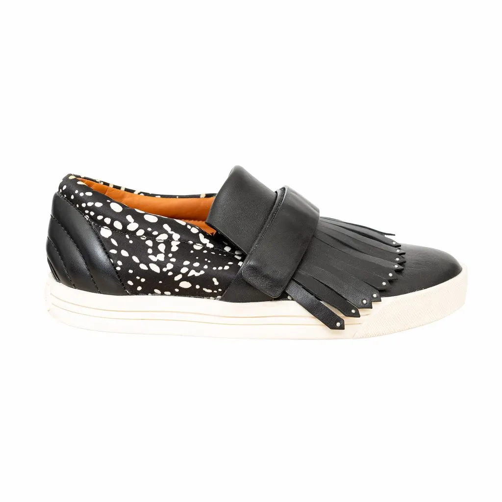 Marc Jacobs Kilt Sneakers - '10s Black Leather Good - Front View