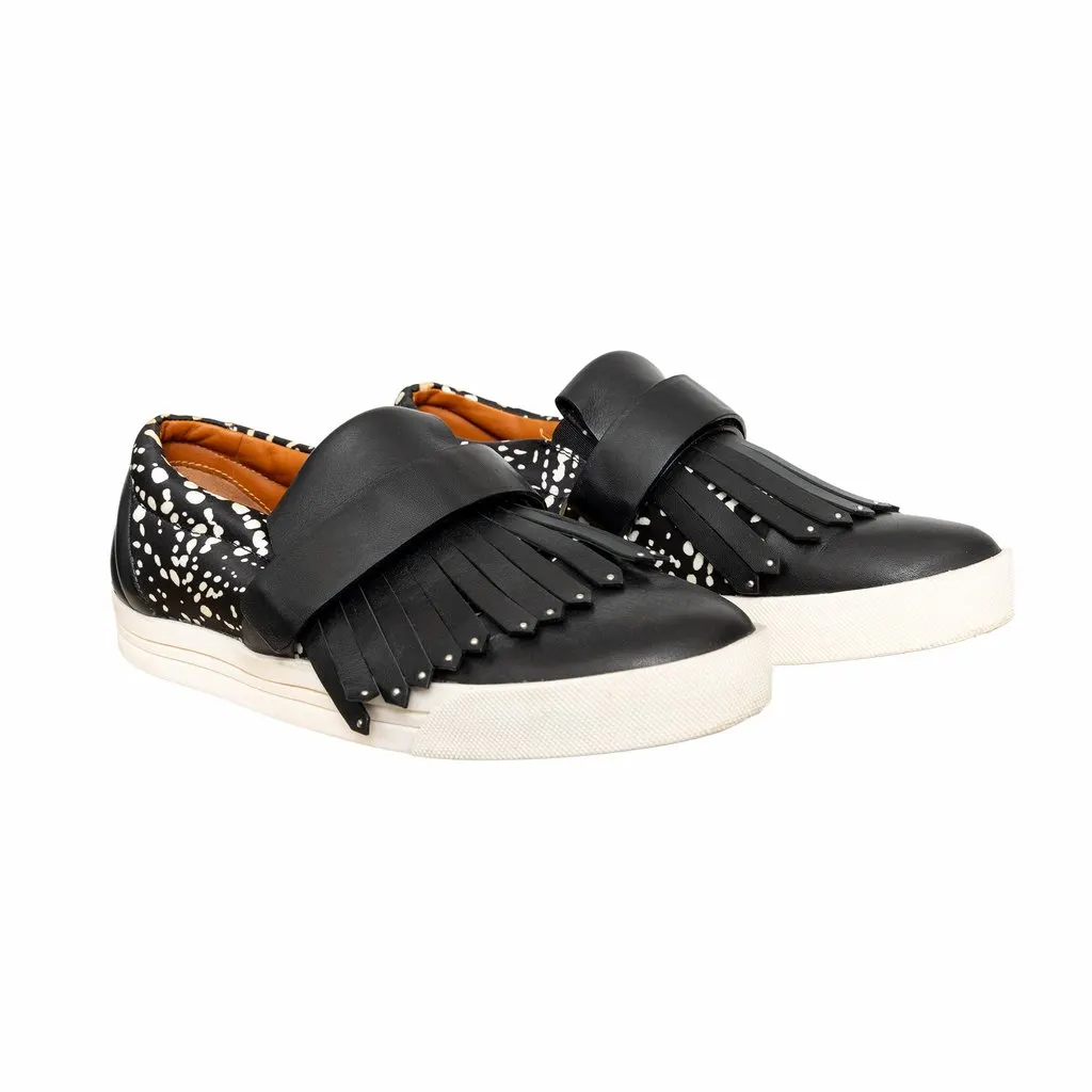 Marc Jacobs Kilt Sneakers - '10s Black Leather Good - Model View