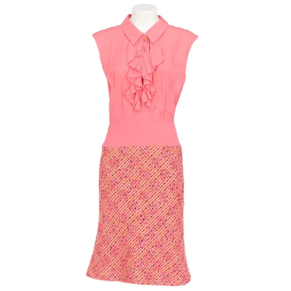 Chanel Pink Wool Jacket and Dress Suit - 2000s Pink Wool Good - Box View