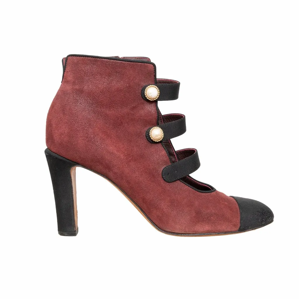 Chanel Ankle Boots - '10s Black Suede Good - Front View