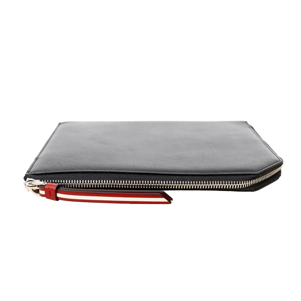 Bally Travel Pouch - '10s Black Leather Good - Inside View