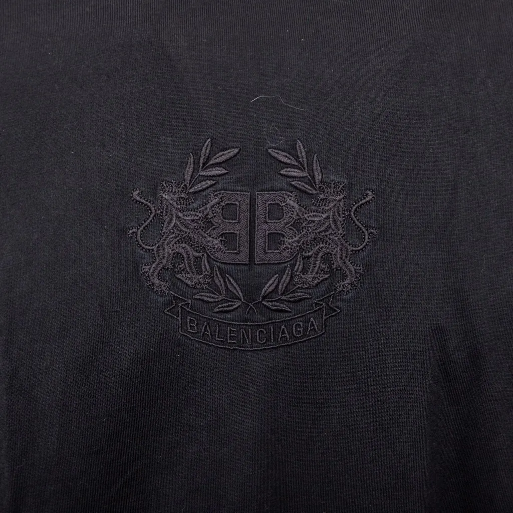 Balenciaga Lion’s Laurel Embroidered T-shirt - '20s Red Cotton Good - Inside View
