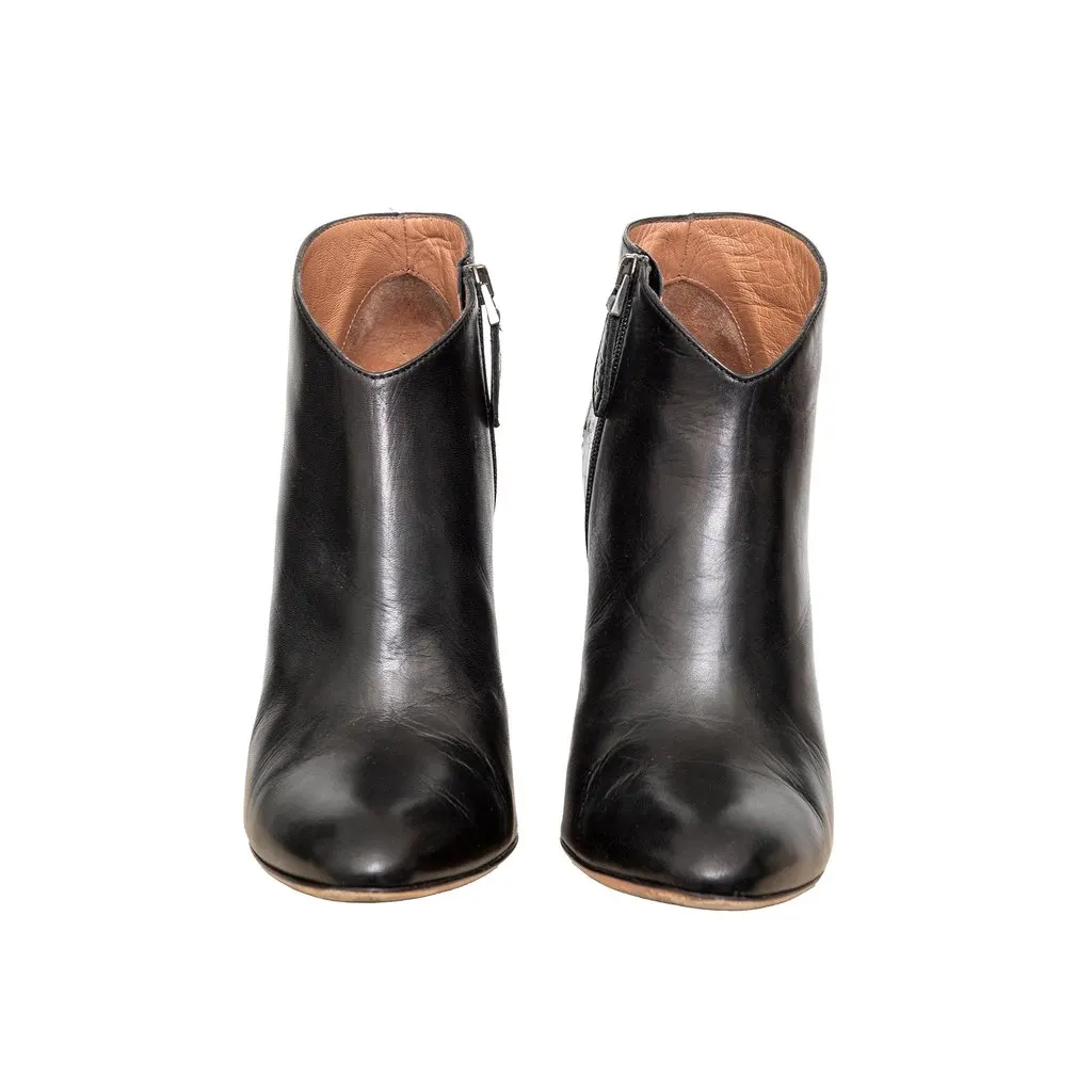 Alaïa Ankle Boots - '00s Black Leather Good - Inside View