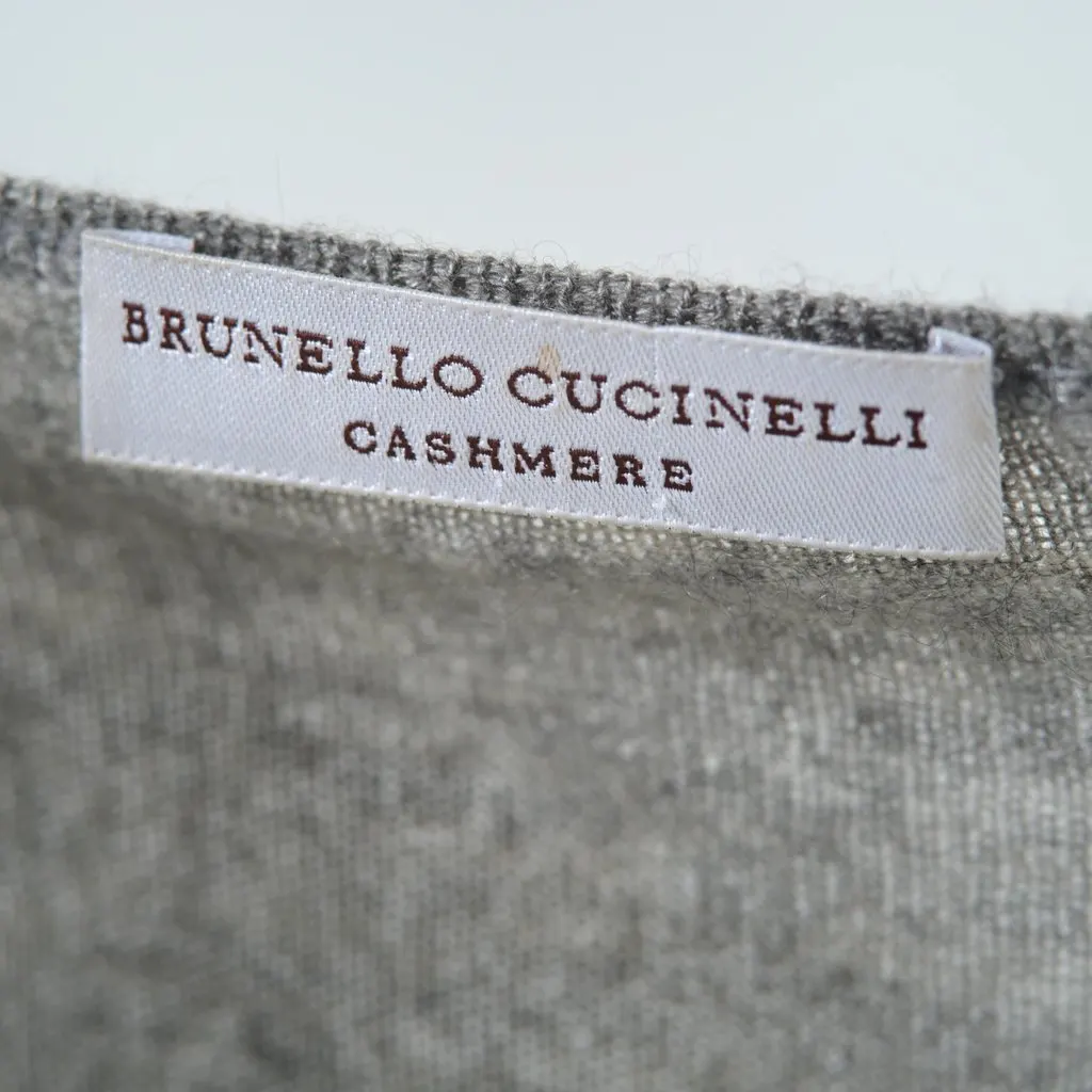 Brunello Cucinelli Cashmere V-Neck Sweater - '10s Grey Wool Good - Model View