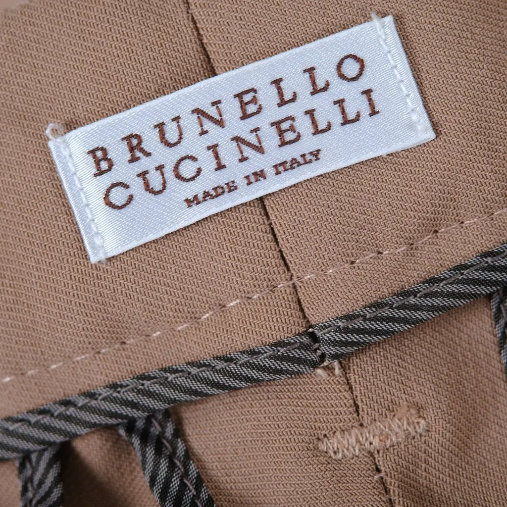 Brunello Cucinelli wool viscose tailored trousers – ’20s Red Wool Good - Model View