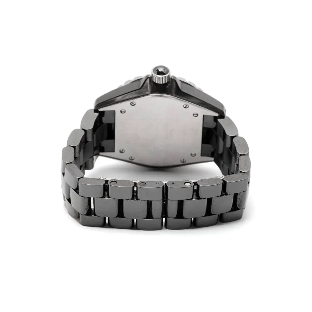Chanel "J12 38 mm" Watch - 2000s Black Good - Model View