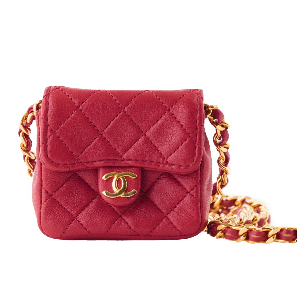 CHANEL キルティング ポーチ　レザー　レッド Chanel Mini Timeless Mini Shoulder Bag In Red Quilted Leathe