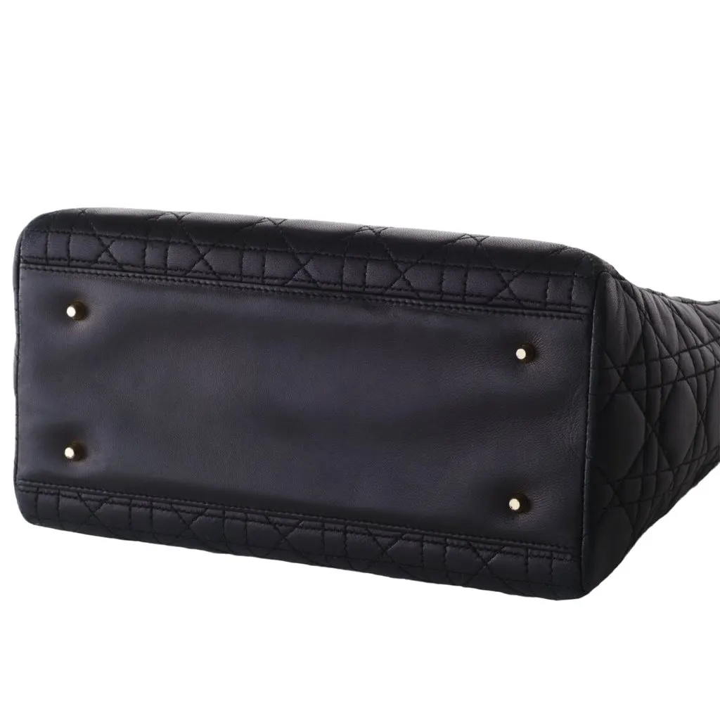 Christian Dior Dior Medium Lady Vintage Cannage Nera - '90s Black Leather Good - Model View