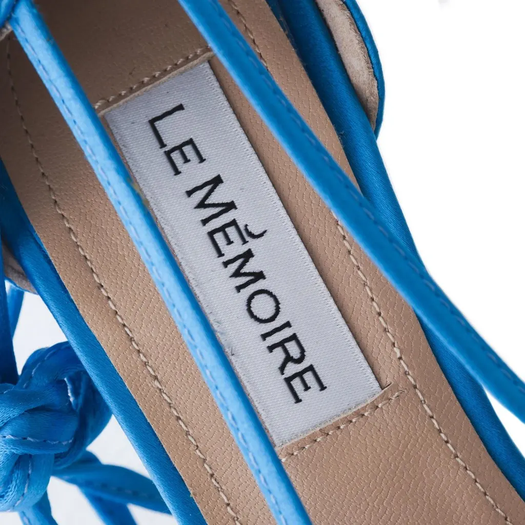 Unsigned Le Memoire Satin Laced Up Pump - '20s MultiColor Satin Good - Model View