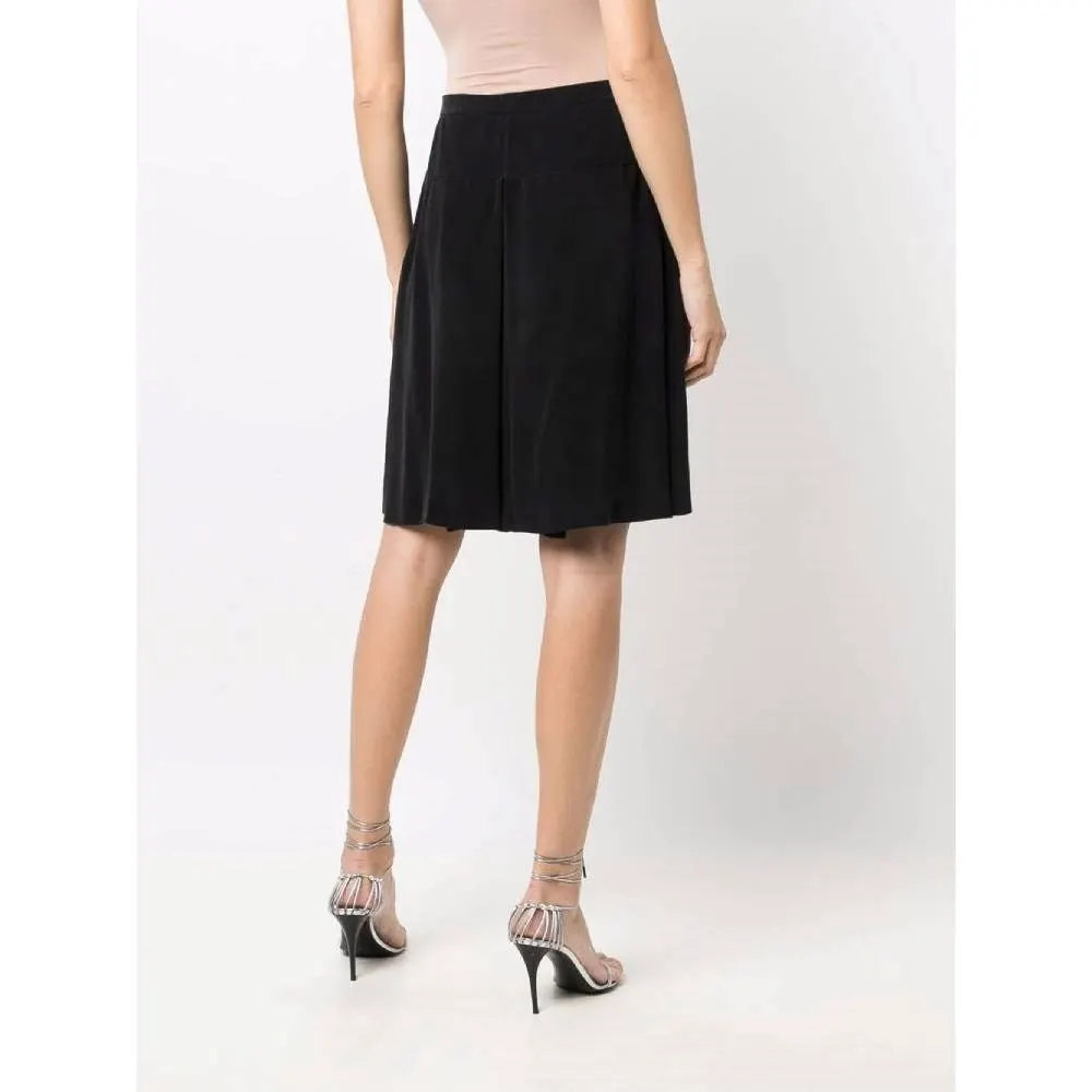 Chanel Black Paneled Skirt - '90s Black Good - Model View