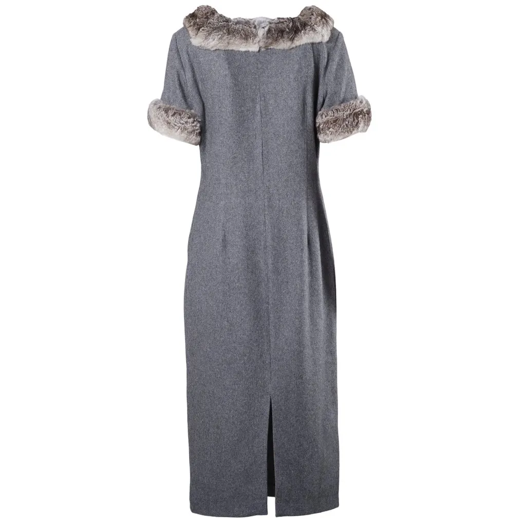 Unsigned Wool Blend Dress With a Faux Fur Collar And Cuff - '00s Grey Wool Good - Back View