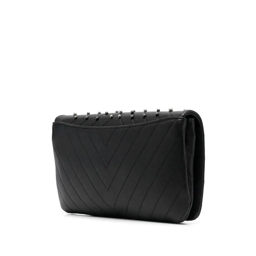 Chanel Black Chevron Quilted Leather Bag - 2010s Black Leather Good - Inside View