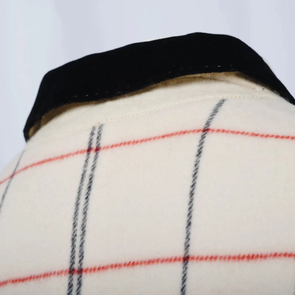 Unsigned Alberto Biani White Grid Coat with Black Collar - '10s Black Good - Model View