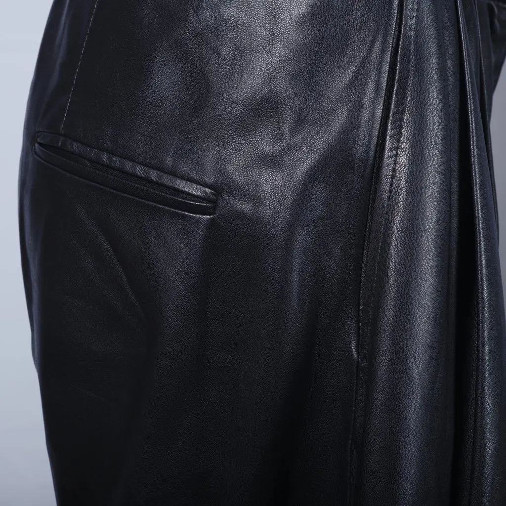 Unsigned Leather Black Pants - '10s Black Leather Good - Model View
