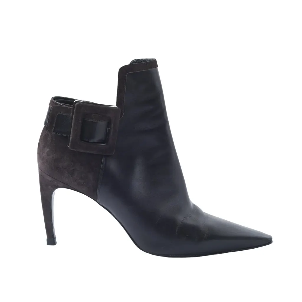 Roger Vivier Black Suede Heels - '10s Black Suede Good - Front View