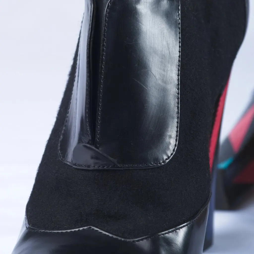 Fendi Black Leather Multicolor Pumps -'20s Black Leather Good - Model View
