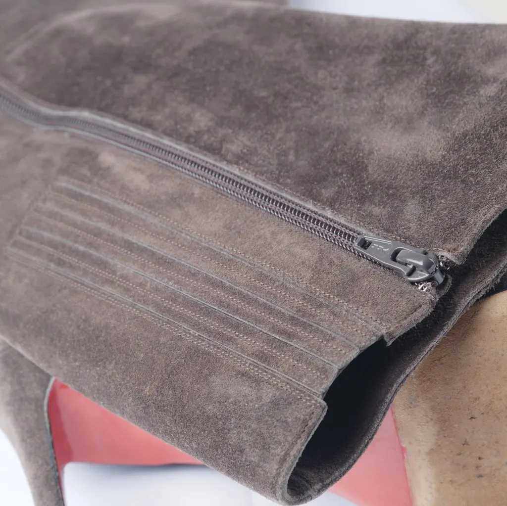 Christian Louboutin Knee-High Boots - '10s Brown Suede Good - Model View
