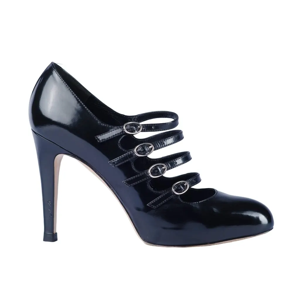 Gianvito Rossi Black Patent Leather Pumps - '10s Black Leather Good - Front View