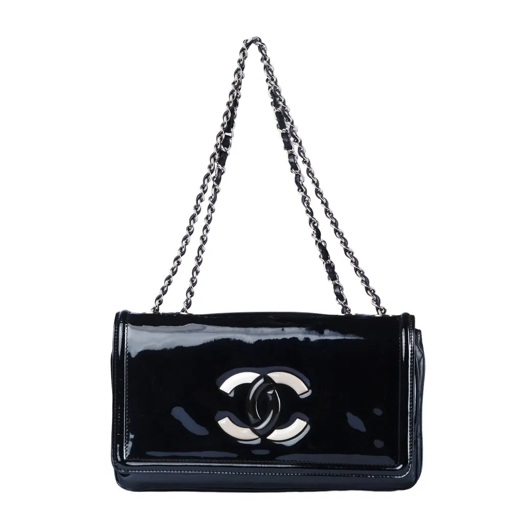 Chanel Patent Lipstick Flap Bag - '10s Black Leather Good - Front View