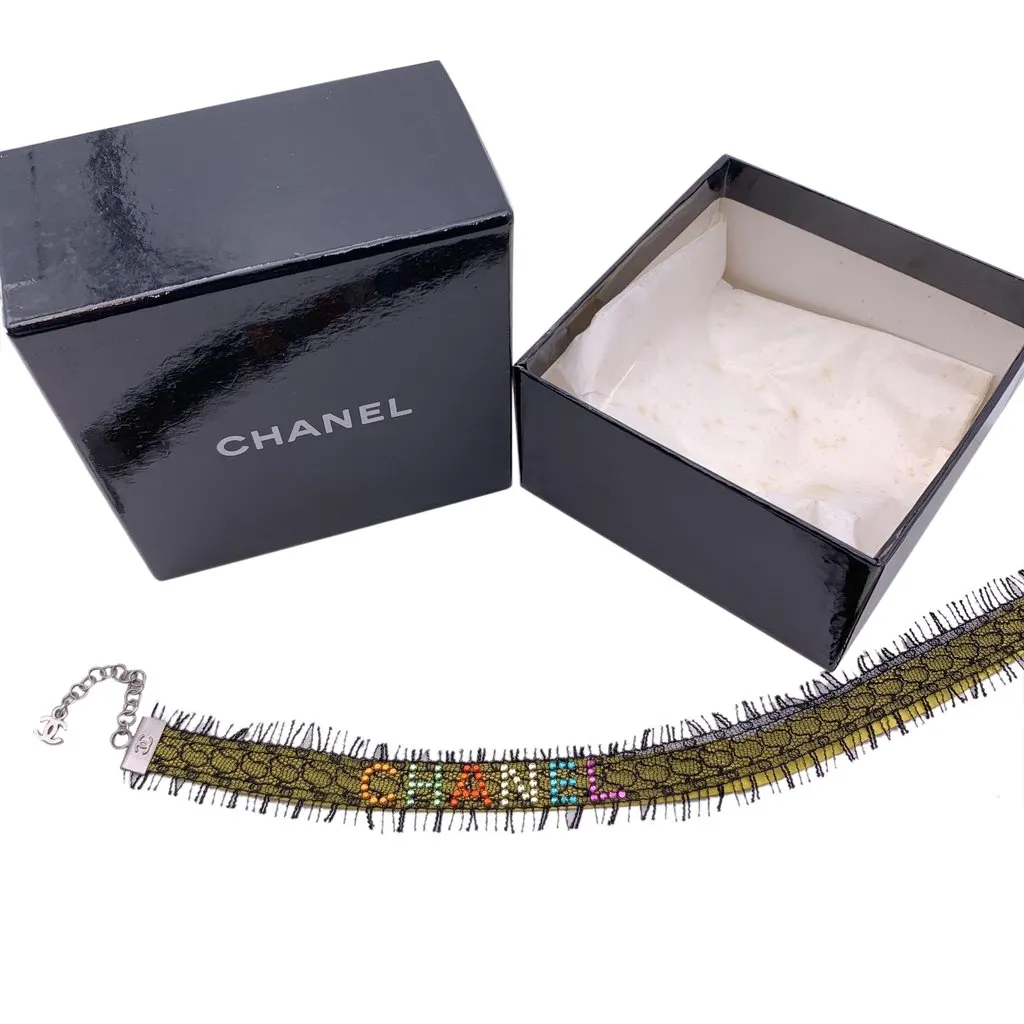 Chanel Necklace Black Lace Good - Inside View