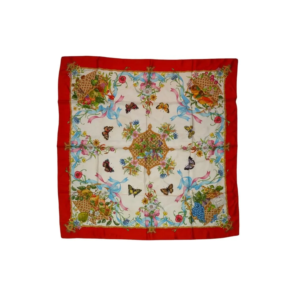 Gucci Scarf Beige Silk Good - Front View