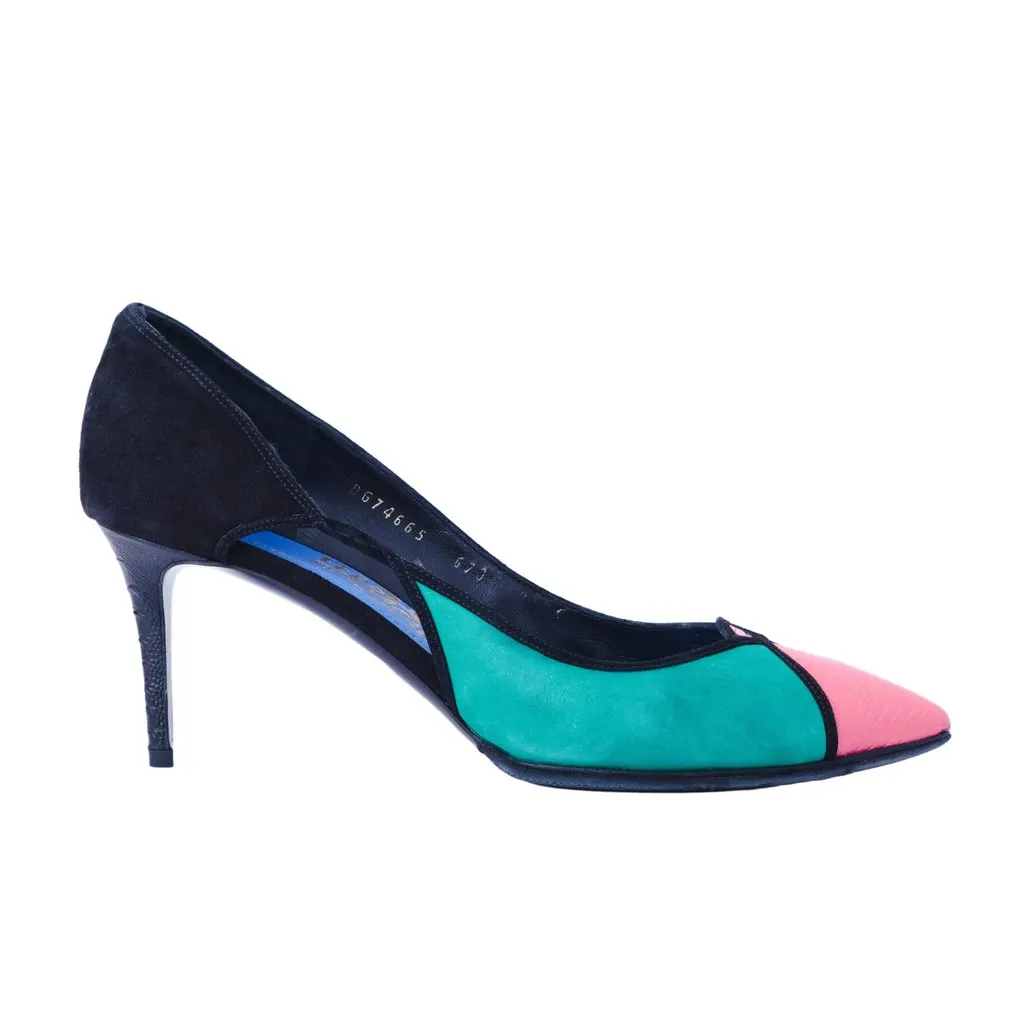 Salvatore Ferragamo Leather and Suede Pumps- '10s Black Leather Good - Front View