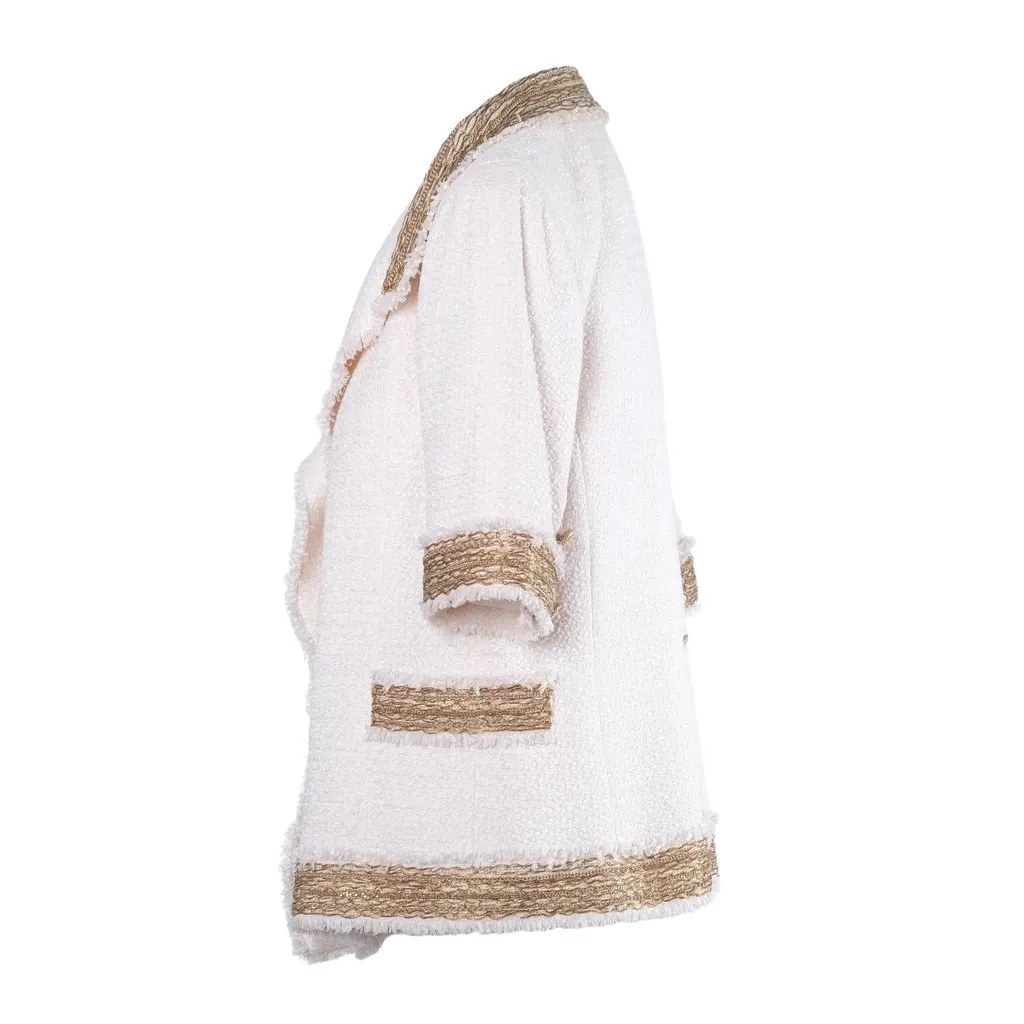 Chanel Short Sleeve Ivory Jacket With Silk Lining - '00s White Silk Good - Inside View