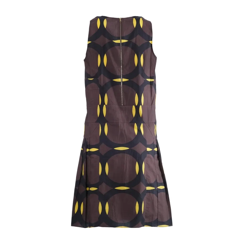 Marni Sleeveless Dress Featuring Brown and Yellow Geometric Circle Pattern - '10s Brown Cotton Good - Model View
