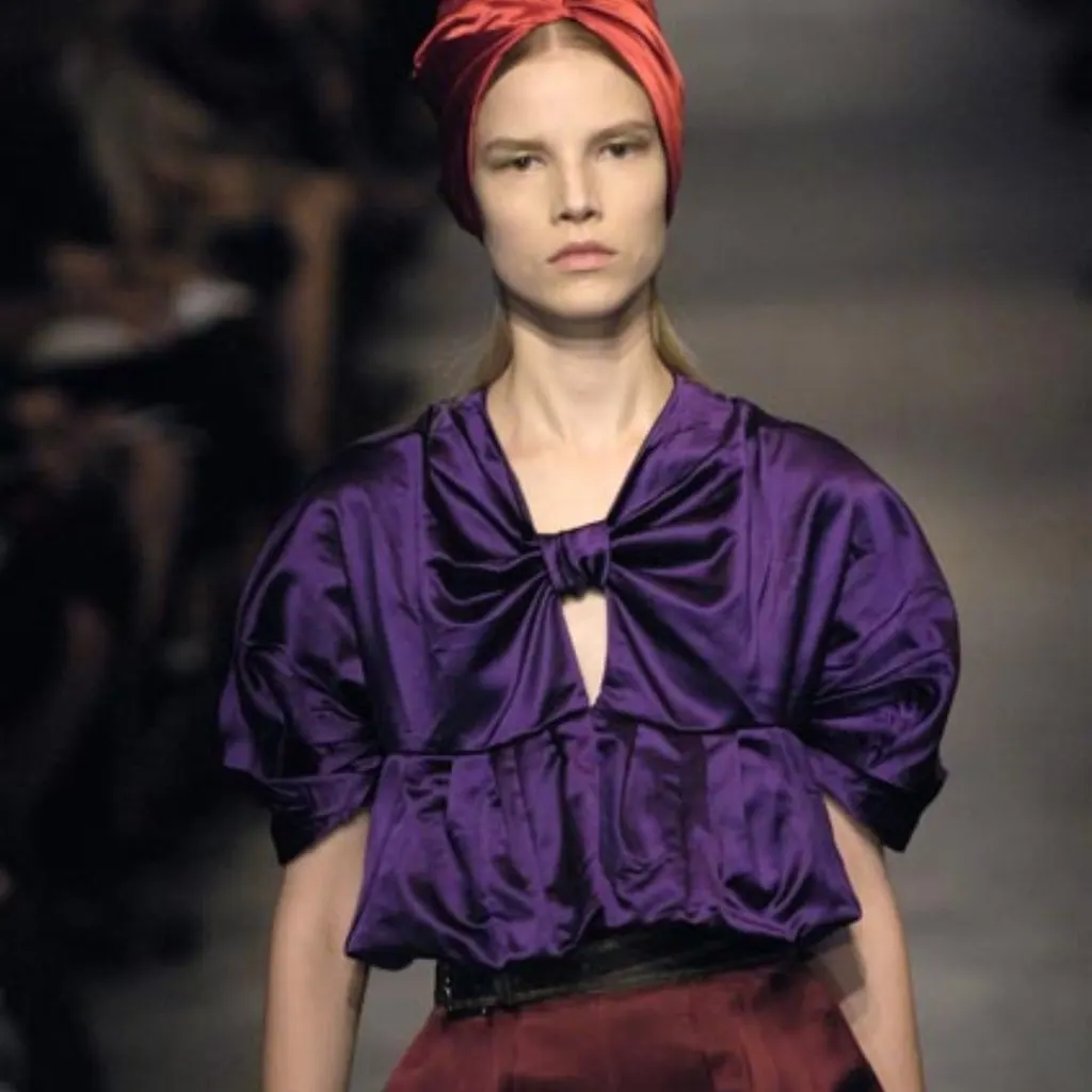 Prada Spring 2007 Runway Purple Silk Bow Peplum Top - '00s Purple Silk Good - Back View
