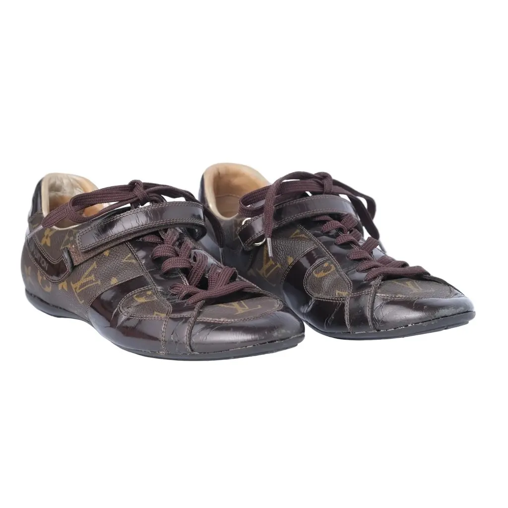 Louis Vuitton Globe-Trotter Monogram Canvas & Patent Leather Sneakers - '00s Brown Canvas Good - Back View
