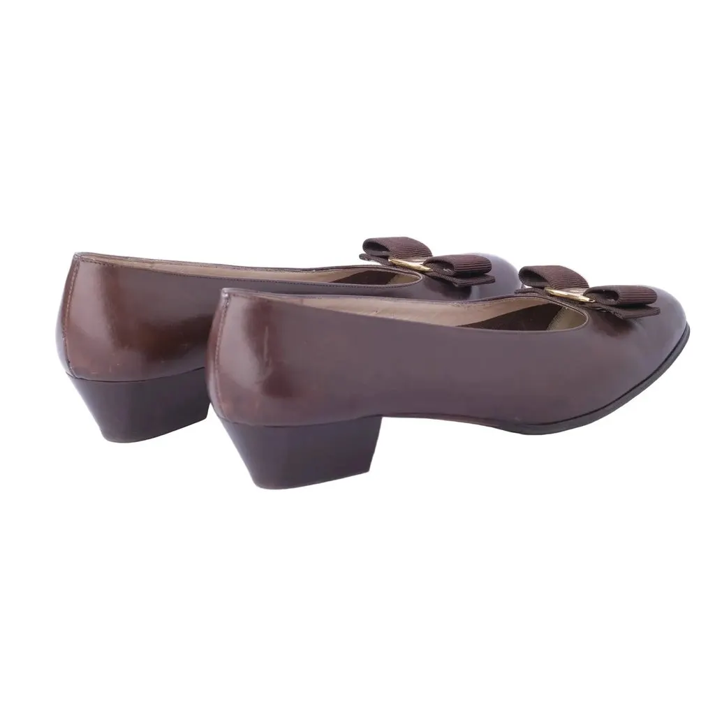 Salvatore Ferragamo Leather Pumps- '10s Red Leather Good - Inside View