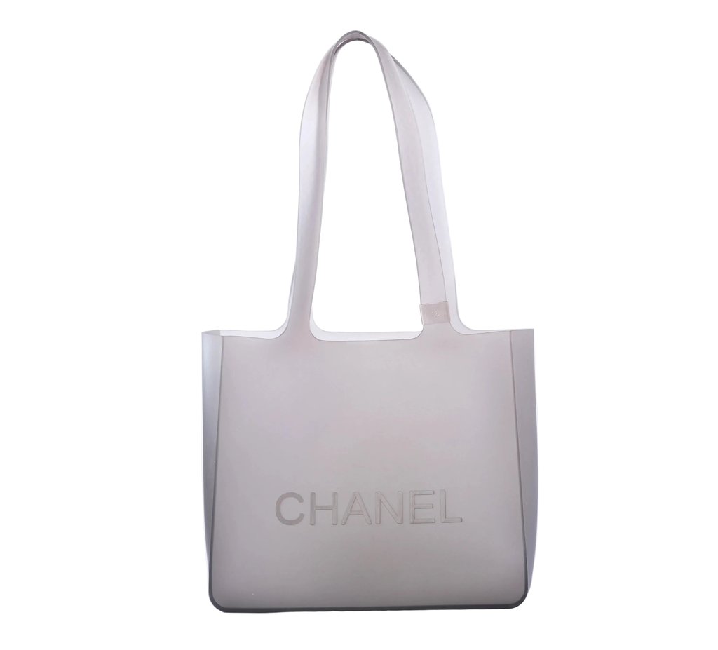 CHANEL ジェリーバッグ　ミニラバートートバッグ Chanel Jelly Logo Tote -'00s Silver Mini | Libas Collective