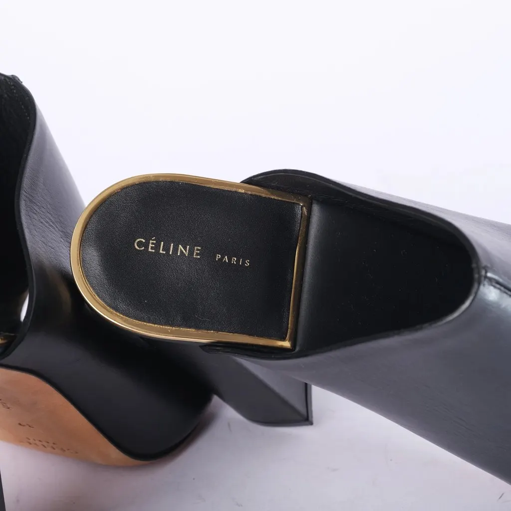 Celine Black Leather Flat Slides With Gold-Tone Details - '10s Black Leather Good - Box View