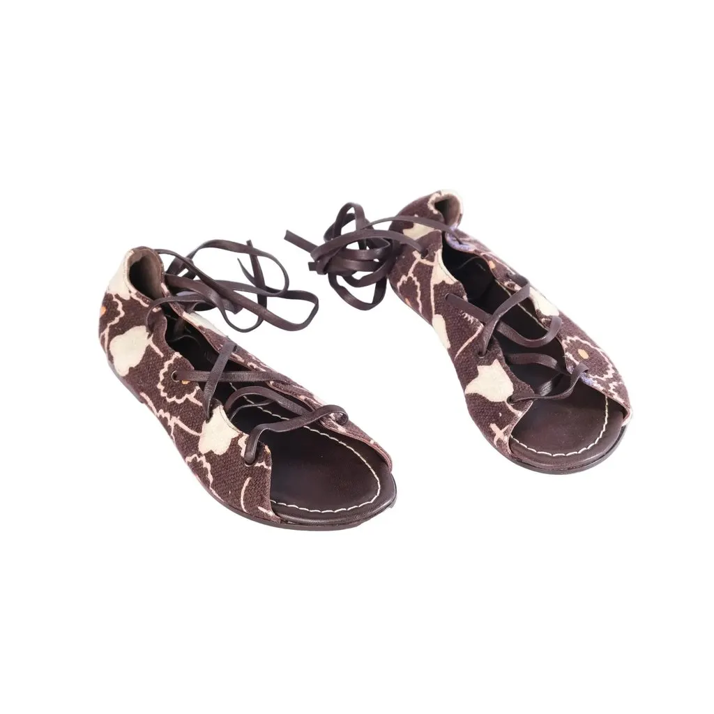 Marni Brown and Cream Floral Print Lace-Up Sandals - '10s Beige Lace Good - Back View