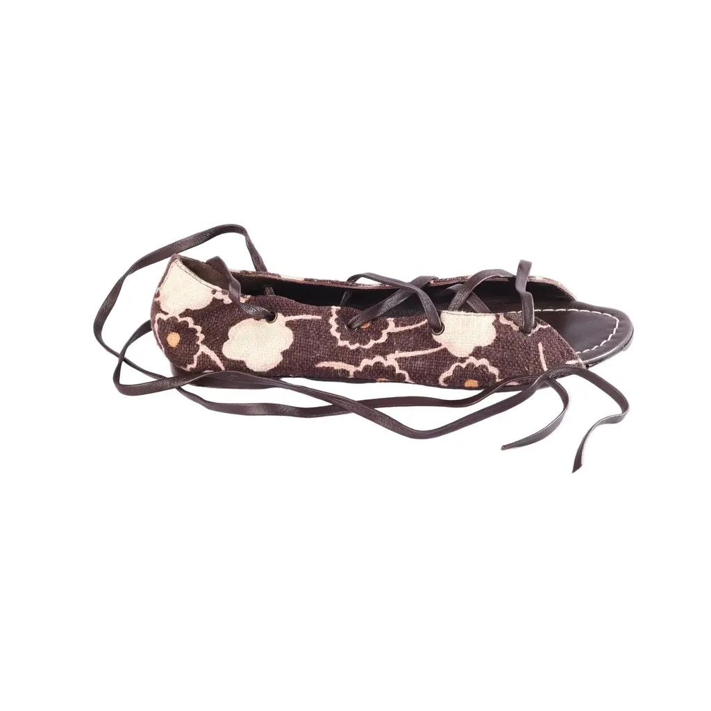 Marni Brown and Cream Floral Print Lace-Up Sandals - '10s Beige Lace Good - Model View