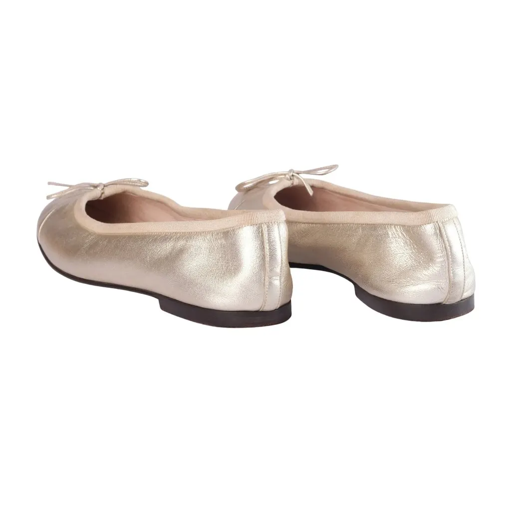 Chanel Gold Leather CC Logo Ballet Flats - '00s Gold Leather Good - Model View
