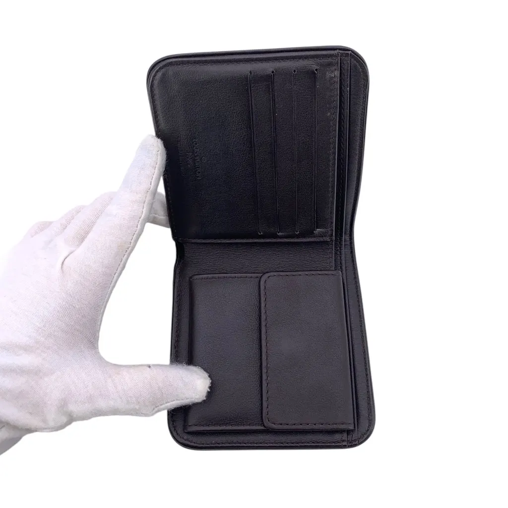 Louis Vuitton Wallet Black Canvas Good - Model View
