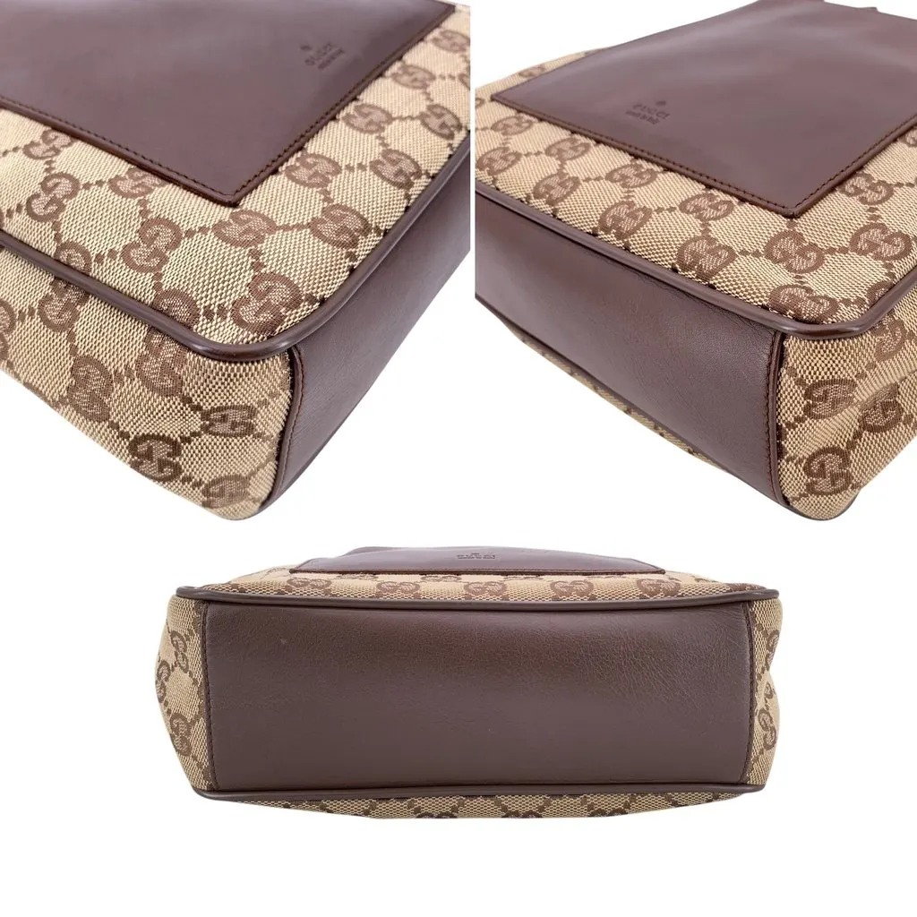 Gucci Shoulder Bag Vintage Not Applicable Brown Canvas Good - Model View