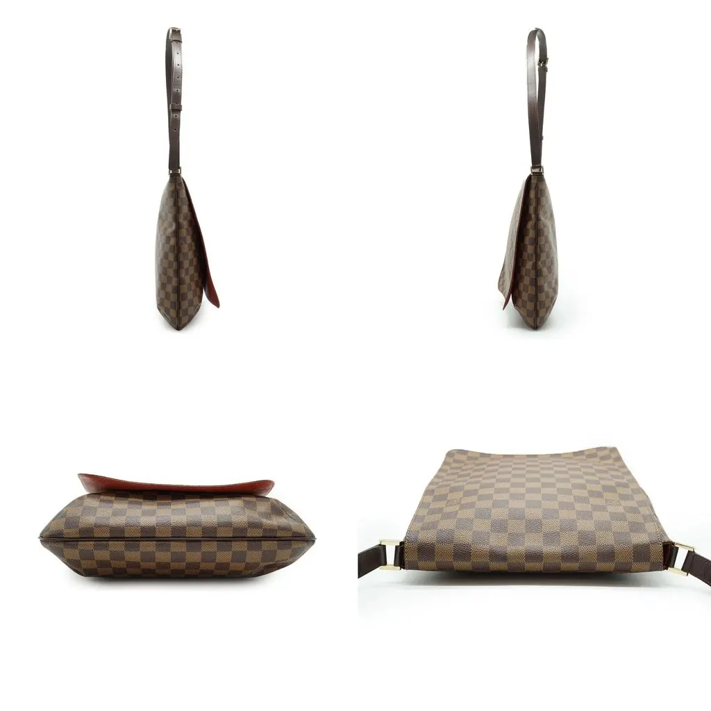 Louis Vuitton Shoulder Bag Vintage Musette Brown Canvas Good - Model View