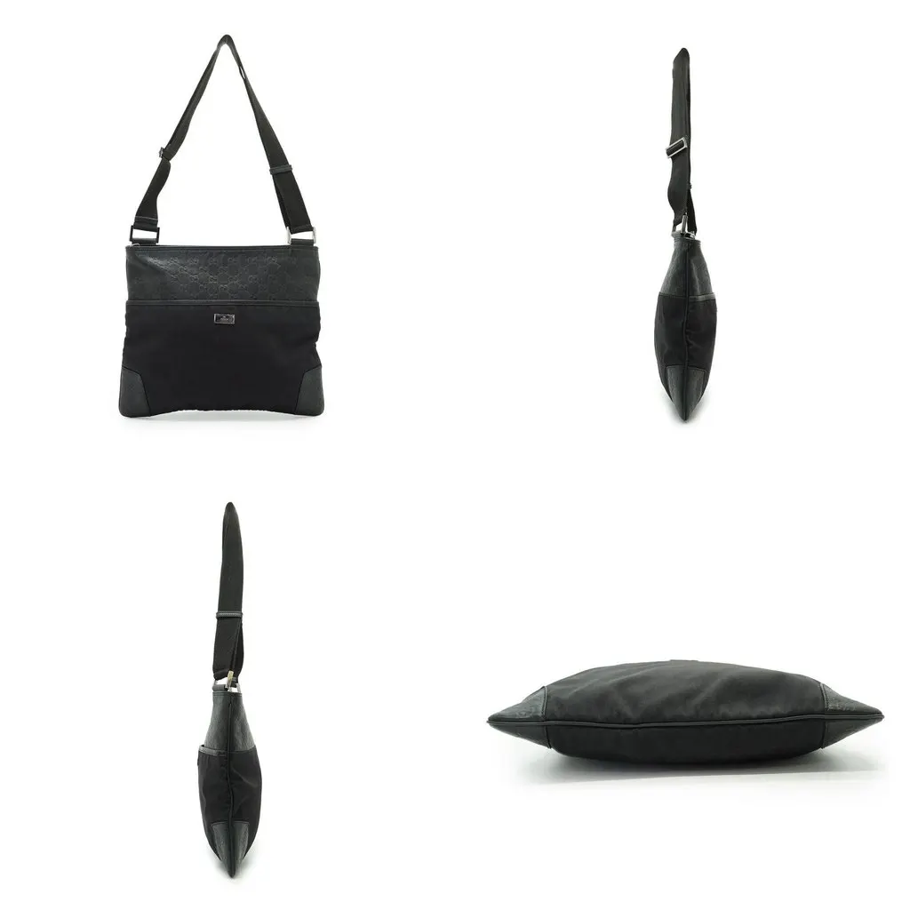 Gucci Crossbody Bag Monogram Black Good - Model View