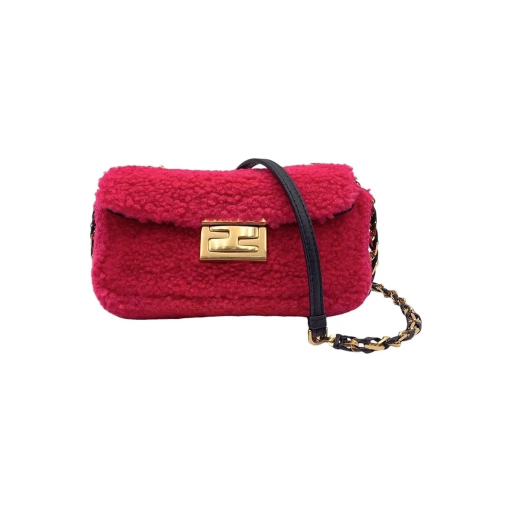 Fendi Shoulder Bag Baguette Red Shearling Good - Front View