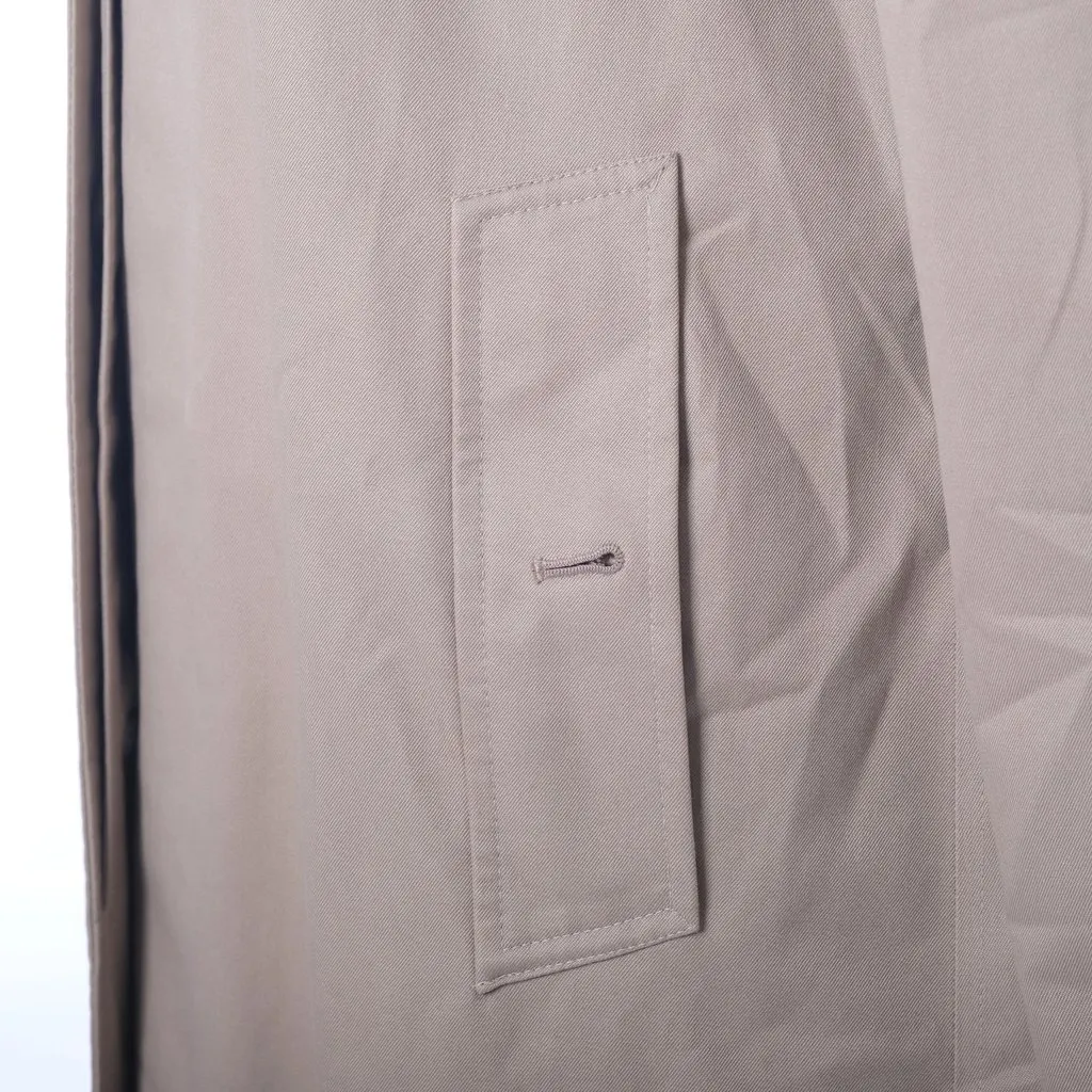 Burberry Vintage Beige Car Coat with Nova Check Lining - '80s Beige Good - Box View