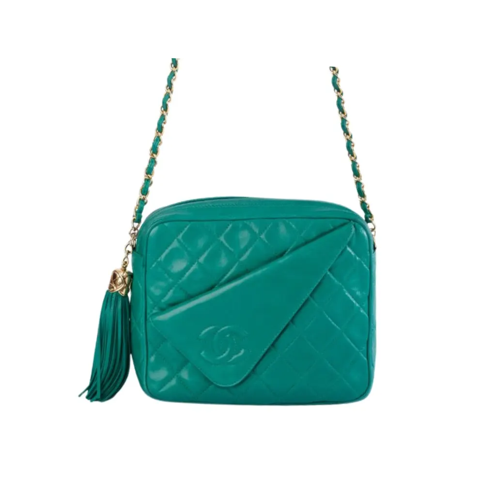 Chanel Emerald Green Quilted Lambskin Front Pocket Tassel Camera Bag Gold Hardware -'90s Green Leather Good - Front View
