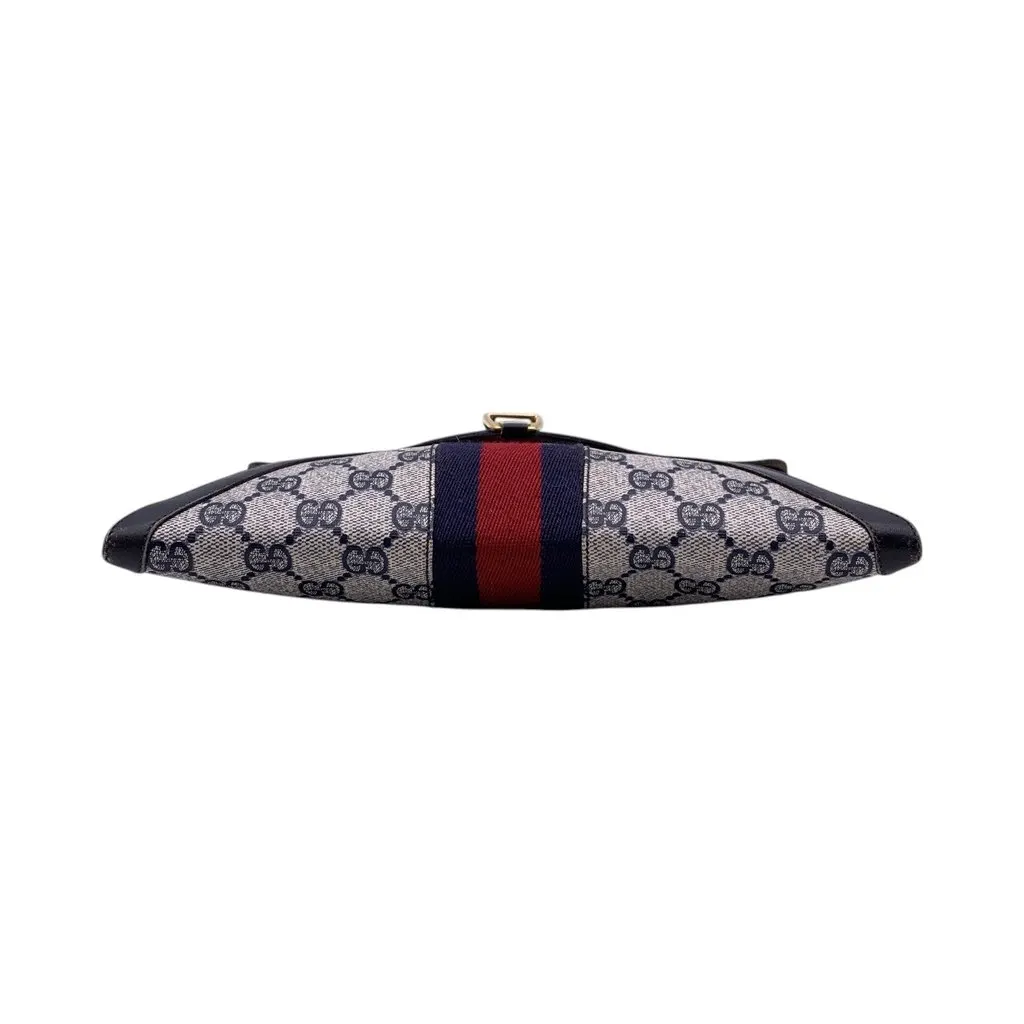 Gucci Clutch Bag Vintage Ophidia Red Canvas Good - Model View